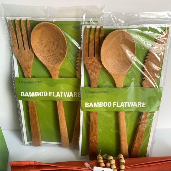 Crate & Barrel Insulated Cooler + Picnic Set + utensils Plates Fabric Napkins - Picture 3 of 13